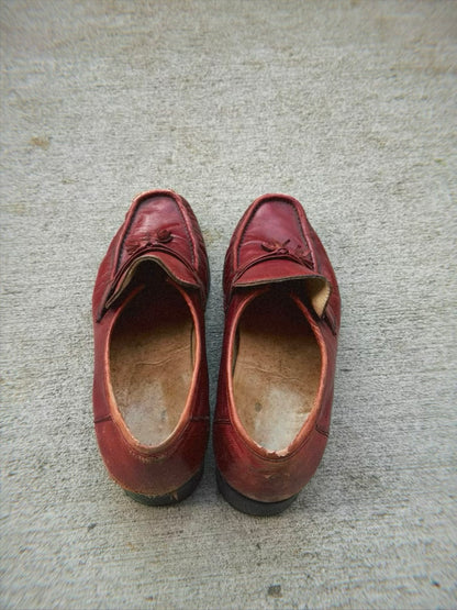 50's red loafers