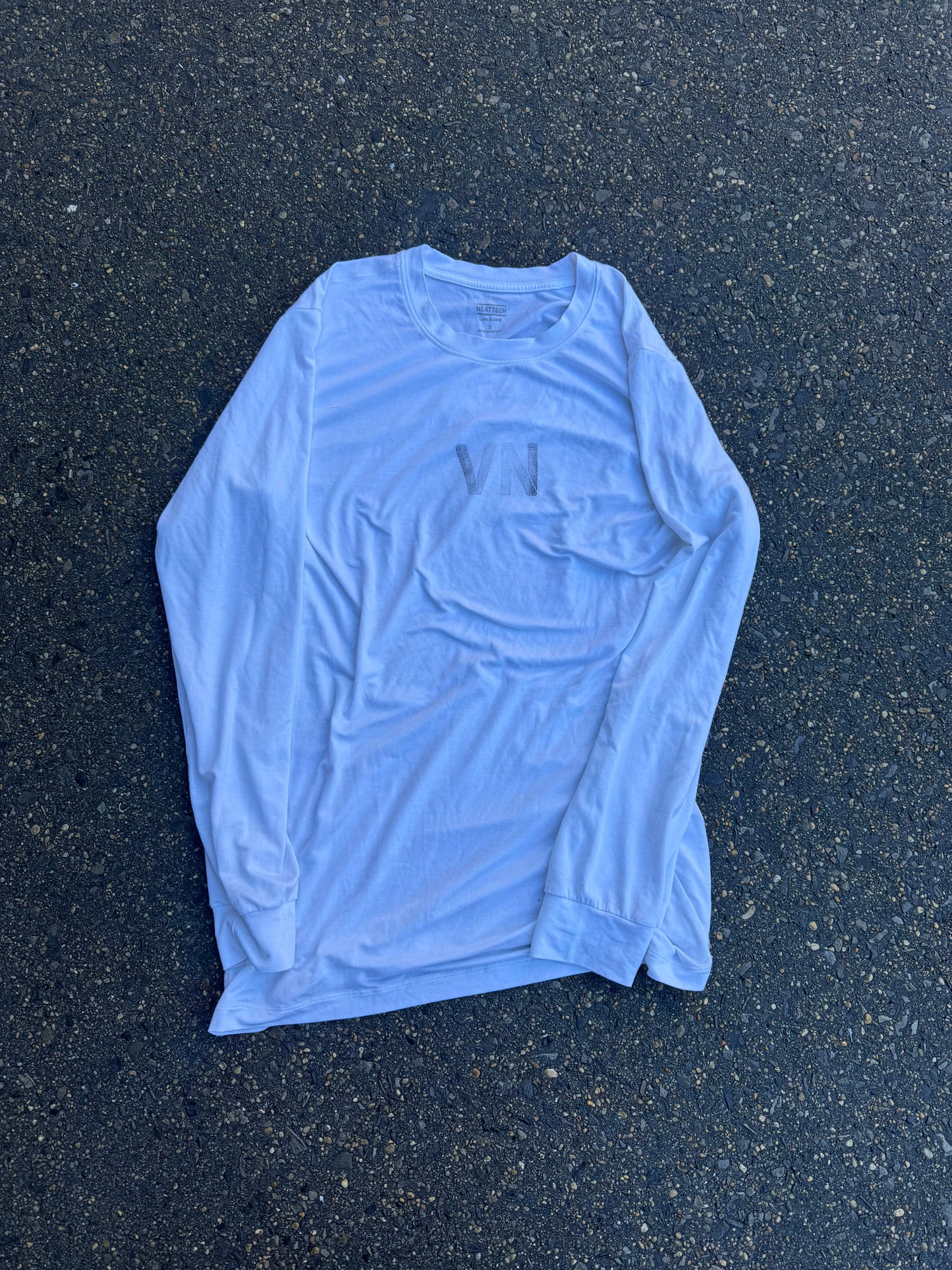 Uniqlo Heattech VN stamped